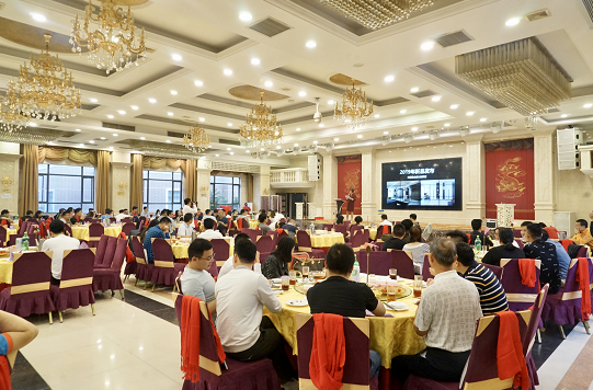 1568259377524546.png 现场场景.png